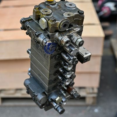 723-19-11801 Excavator Main Control Valve 723-19-11800 For Komatsu PC30MR-1 PC30UU-3