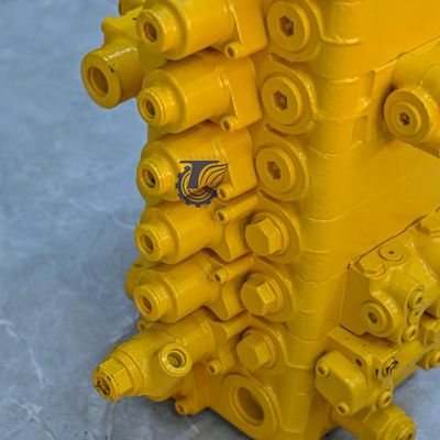 723-57-12306 723-56-11200 723-57-11700 Excavator Main Control Valve Assembly for PC120-6 PC130-7 Mini Excavator