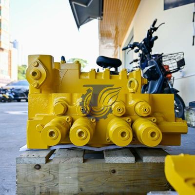 709-14-93501 7091493500 709-14-93500 709-14-94002 709-15-94002 For Komatsu PC1250-7 PC1250-8 PC1250LC-8 PC1250SP-8 PC1250-8R EXCAVATORS PARTS Hydraulic MAIN CONTROL VALVE aftermarket Original