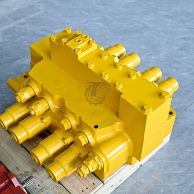 723-63-12101 723-63-12100 723-63-11104 Hydralic Main Control Valve for Komatsu D65E D65E-12 D85E D85ESS Excavator Wheel Loader Parts Aftermarket Original